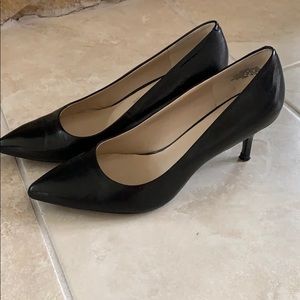Nine West size 6 1/2 black pumps. Worn once